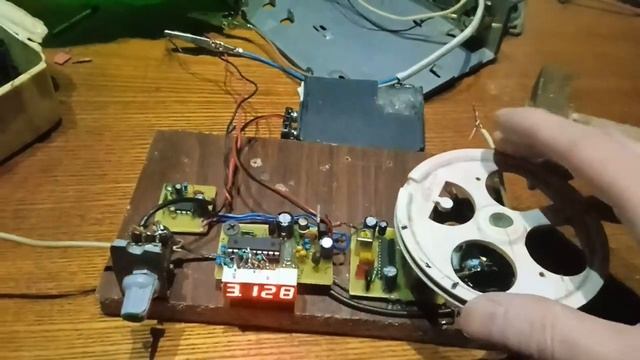 FM - КВ приёмник на ТА8127N