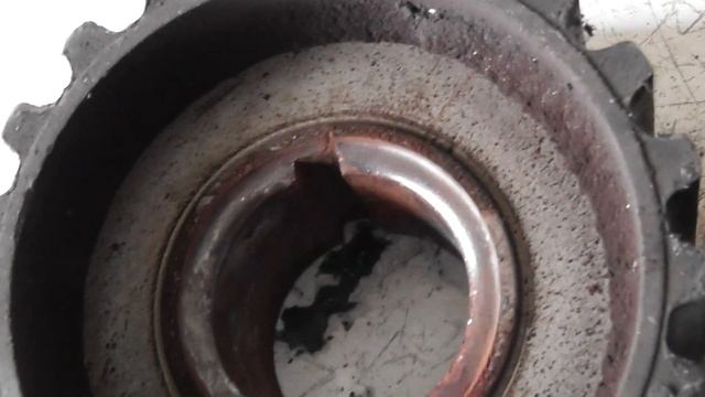 Бьет демпферный шкив ВАЗ частая причина