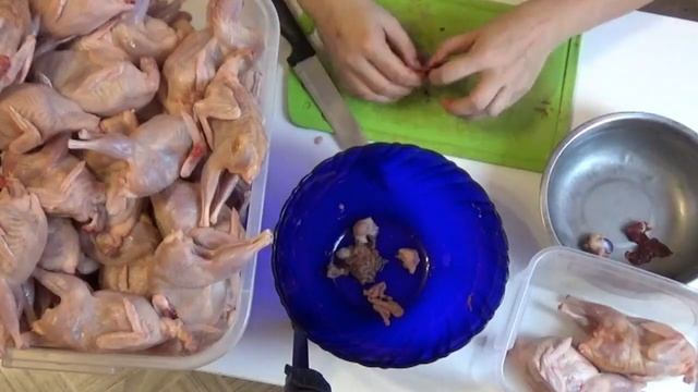 Как просто и быстро разделать ТУШКУ ПЕРЕПЕЛА? Как очистить желудок перепела