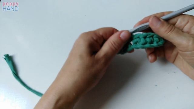 Коврик крючком из ненужных вещей (трикотажная лента своими руками)