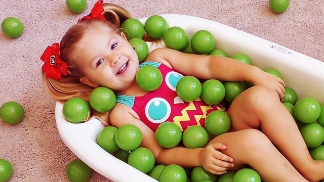 The Ball Pit Show for learning colors! Children educational video / Bad Kid Colours Nursery Rhymes