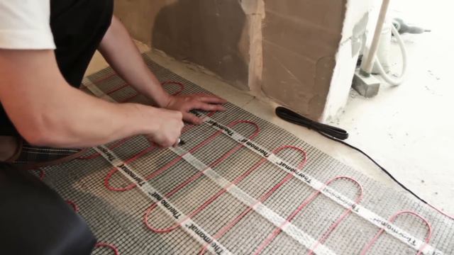Монтаж теплого пола Thermo в ванной