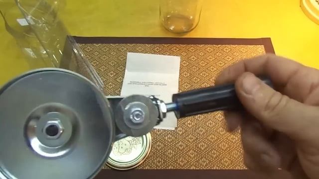 Новейшая закаточная машинка для банок. Автомат. Люкс-Р.