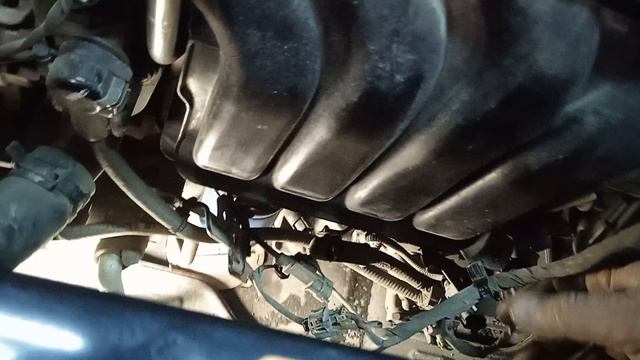 Kia Cerato. Как снять стартер. Причина была во втягивающим.