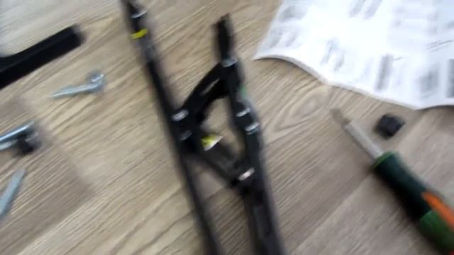 КРОНШТЕЙ ONKRON TM5 к телевизору. ПРОБЛЕМЫ при установке. Яндекс Маркет.