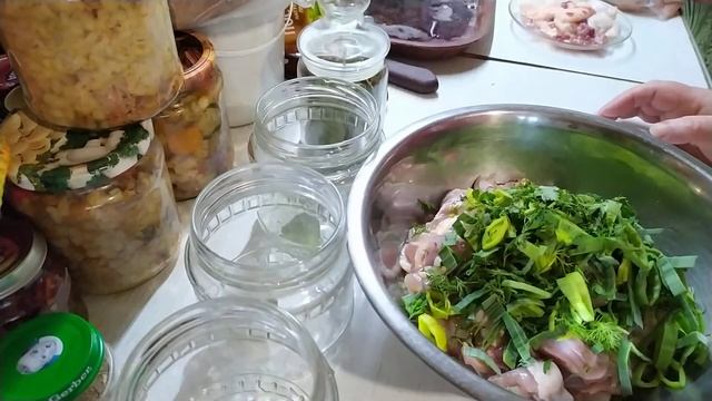 Тушенка из курицы в скороварке.