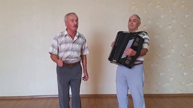 077 Смуглянка. Любимые мелодии под баян. Песни для души..mp4