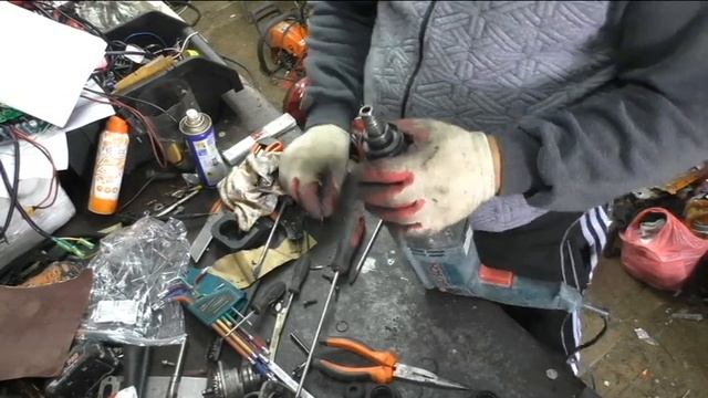 Разборка Патрона На перфораторе BOSCH 2 26 DRE