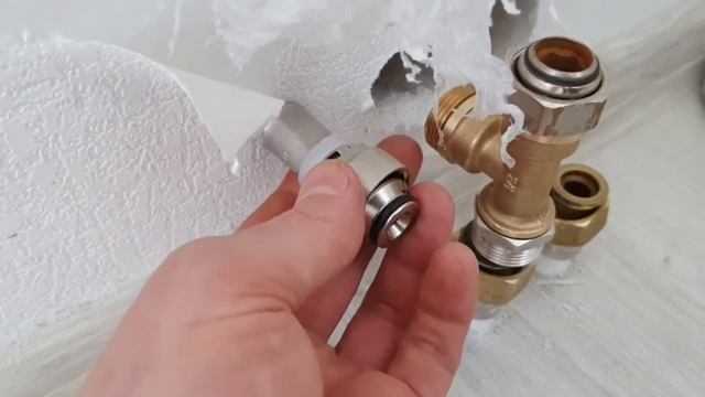 Теплый пол и радиатор на лоджии