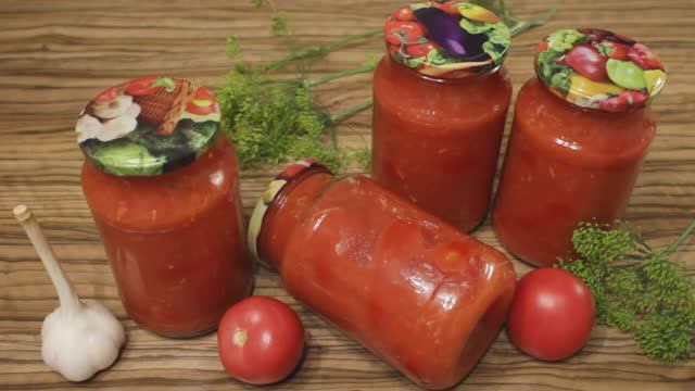 🍅Помидоры в томатной заливке. 🧄Классический рецепт заготовки томатов на зиму.