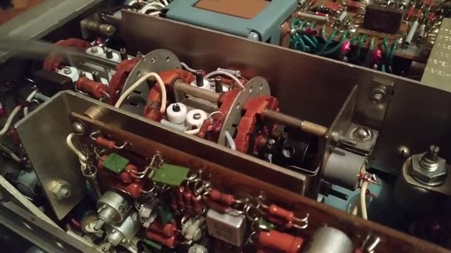 Осциллограф С 1-68. Обзор содержания радиодеталей на драгметаллы.