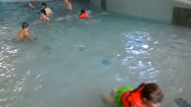 ЕДЕМ В АКВАПАРК АТОЛЛ! КАТАЕМСЯ НА ГОРКАХ И ВЕСЕЛО ПРОВОДИМ ВРЕМЯ