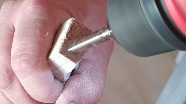 Как сделать стреляющий пистолет из дерева