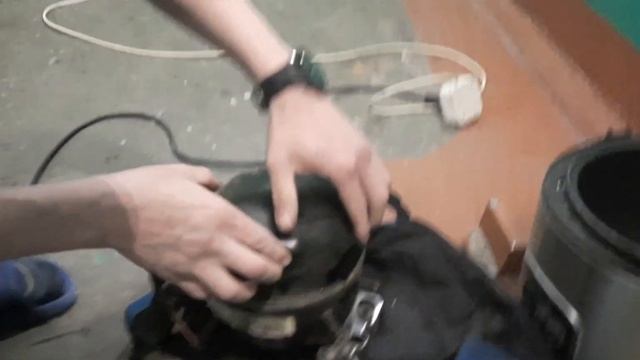 разборка Компрессора от Холодильника, на Медь!) часть 1)