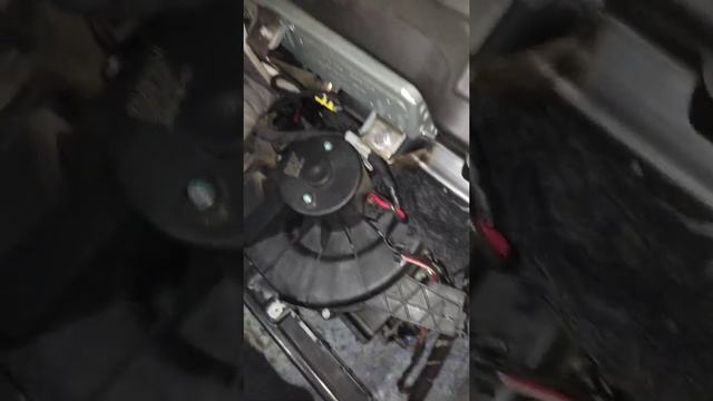 СНЯТИЕ ВЕНТИЛЯТОРА ОТОПИТЕЛЯ ФОЛКСВАГЕН ПОЛО/ШКОДА РАПИД /АРТИКУЛ ВЕНТИЛЯТОРА ОТОПИТЕЛЯ.