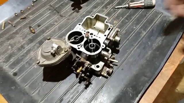 Ремонт ВАЗ 2106 Карбюратор.