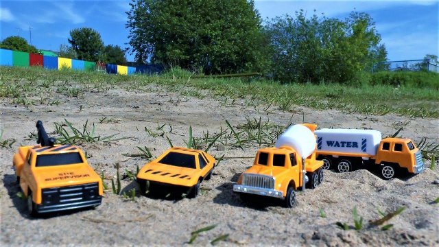 Видео про машинки Игрушки для мальчиков строительная техника для детей