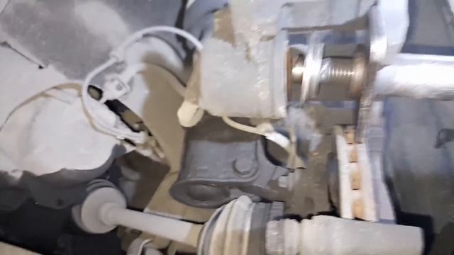 Замена передних тормозных колодок лада гранта