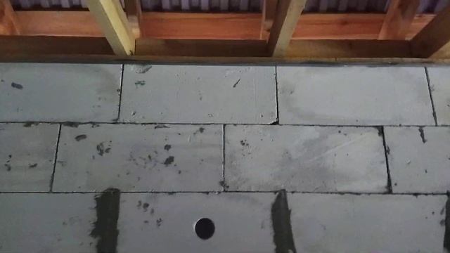 Надёжное крепление крыши к стене из газобетона без армопояса