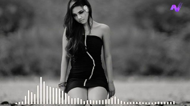 ВЗГЛЯНИ НА НЕБО ПОСМОТРИ КАК ПЛЫВУТ ОБЛАКА