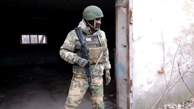 Новогоднее поздравление от автомеханика Денчика с СВО