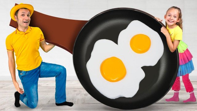 Лечим животик и учимся правильному питанию! Майя и Маша