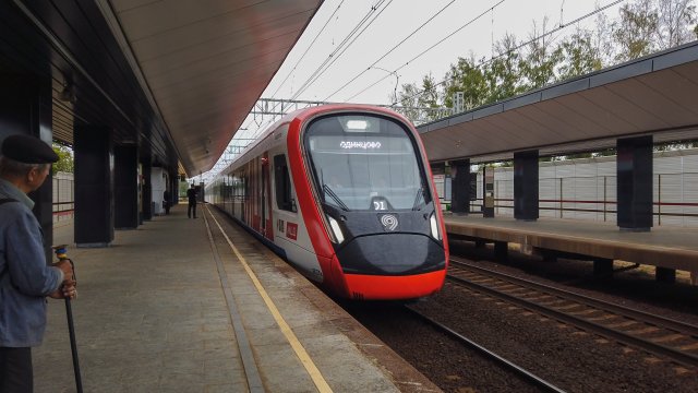 Долгопрудная - Белорусский вокзал. МЦД 1. 20.08.2022 год.
