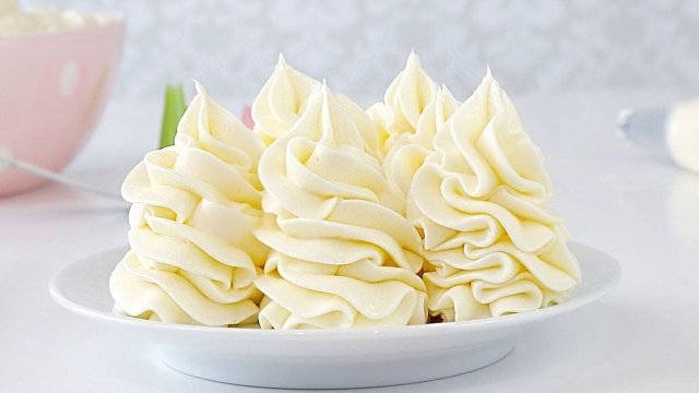 ВКУСНЕЙШИЙ КРЕМ  "ПЛОМБИР" НА СМЕТАНЕ И СЛИВОЧНОМ МАСЛЕ