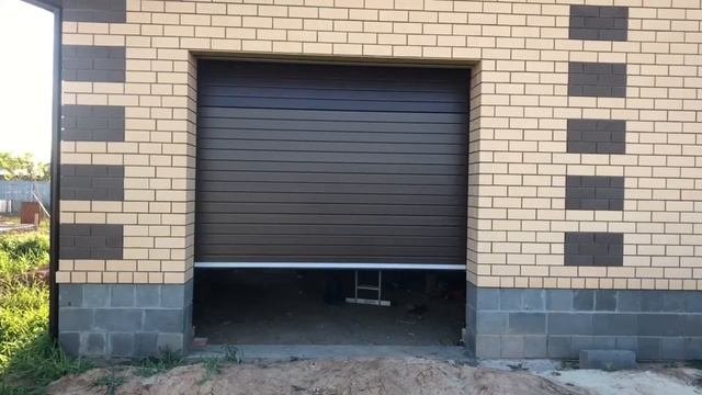 Подъемные ворота для гаража