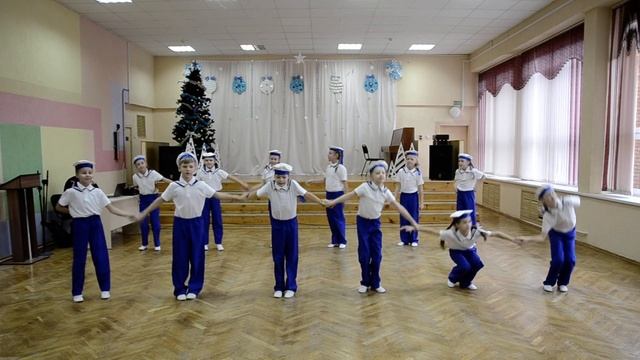 Детский хореографический ансамбль "Ладушки". Морской танец " Ты морячка, я моряк".