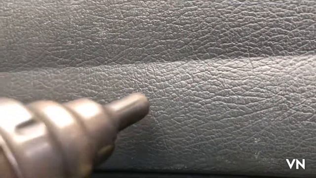 Устранение царапин , изъянов на панелях салона авто