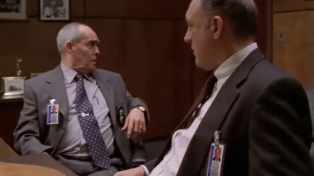 The Wire S1E2   Lester Freamon  A cuddly housecat