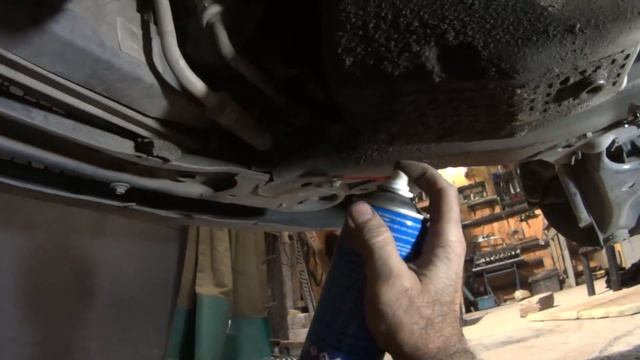 Как слить Антифриз с Рено Логан 1,4-1,6 8 valve, How to drain Antifreeze from Renault Logan