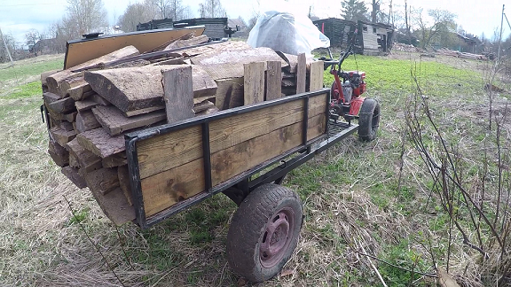 Первый выезд на мотоблоке с прицепом.