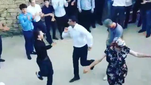 Лезгинка свадьба Дагестан Калкни дахадаевский район мага танцует мага мутаев Муртазалиев Магомед 05