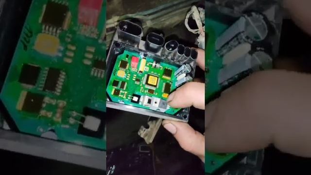 вебасто Termo top C на Фольцваген Т5. Замена платы управления.