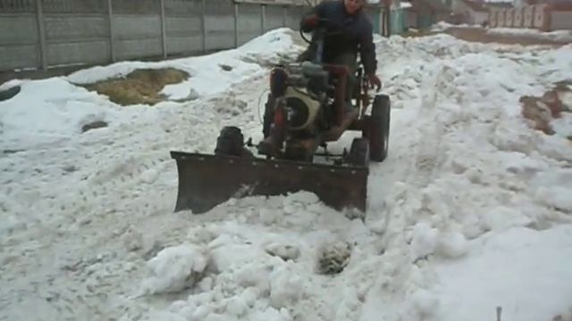 Самодельный отвал на минитрактор