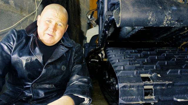 Ремонт гусеницы снегохода Stels Viking. Как установить Скобки на гусянку снегохода.