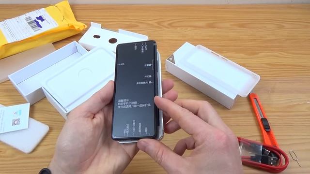 XIAOMI - Самый Маленький Смартфон !