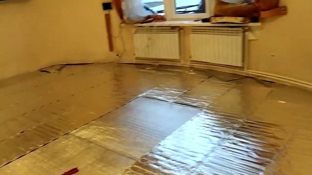 Теплый пол под ламинат: Топ 3