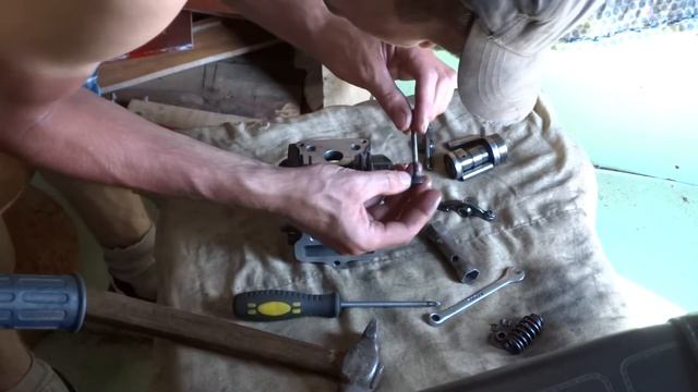 Мопед Альфа. Как заменить клапана. Притирка клапанов самому