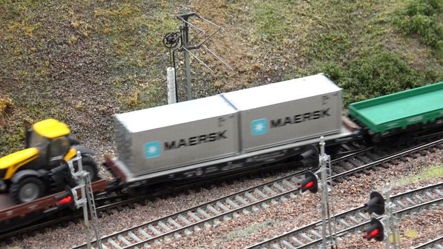 Крутая железная дорога, игрушечные поезда!