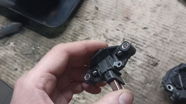 focus 3 нет зарядки