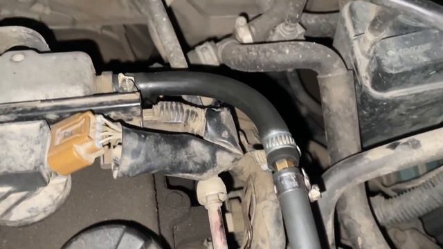 Toyota плавают обороты, дергается, глохнет на холостом ходу