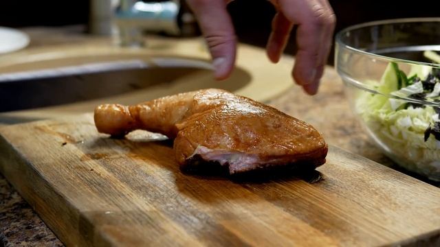 ВКУСНЕЙШИЙ САЛАТ С КОПЧЕНОЙ КУРИЦЕЙ!