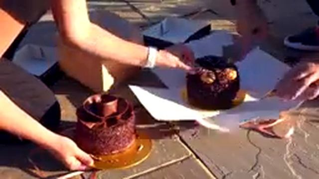 Mister Max 3 ГОДА ДЕТИ стали РОДИТЕЛЯМИ Много игрушек Торты ПРАНКи для детей Birthday Party Prank