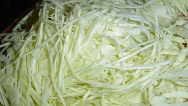 Капустный салат с помидорами