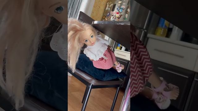 Света и Проклятая Кукла поменялись телами. Страшилка про Старухино колдовство