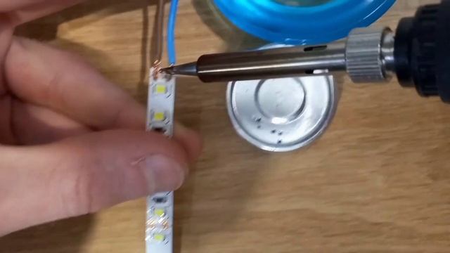 СЕКРЕТ Пайки Светодиодной ленты. Припаеваем провода не как все, а надежно)))