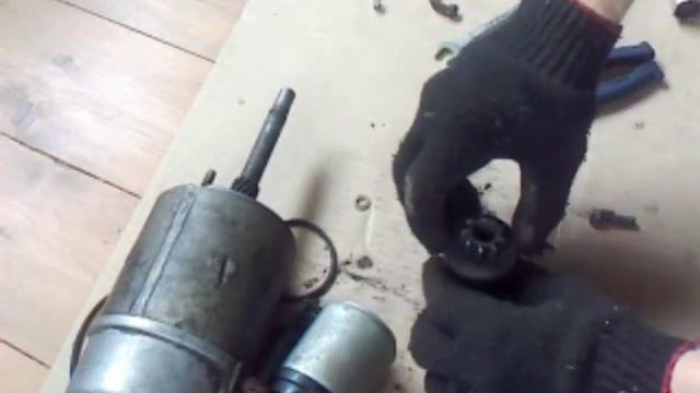 ремонт стартера уаз со снятием со стартера бендикса и переборка бендикса